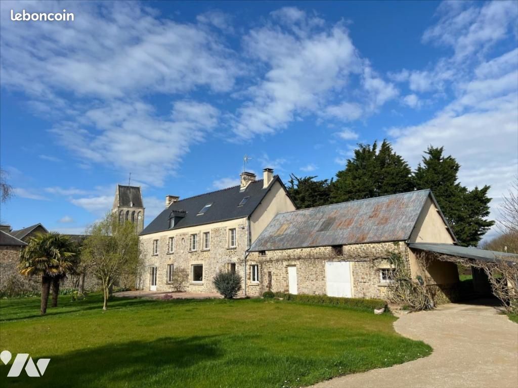 Maison 6 pièces 180 m² · à Gorges · 180 m² · 294 400 €