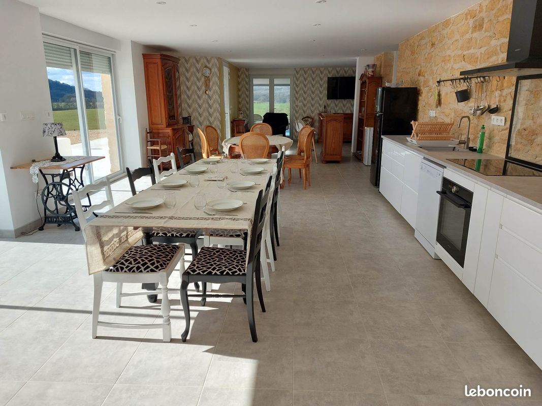 Gîte 15pers. Avec piscine intérieure (image 2)