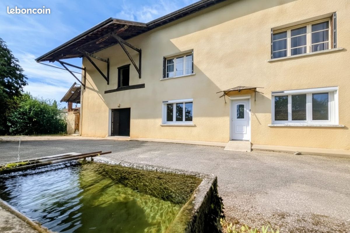Maison 7 pièces 149 m² · à Saint-Hilaire-de-la-Côte · 149 m² · 229 000 €