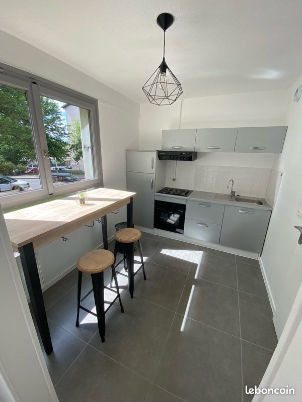 Appartement 1 pièce 28 m² · à Annecy · 28 m² · 800 €