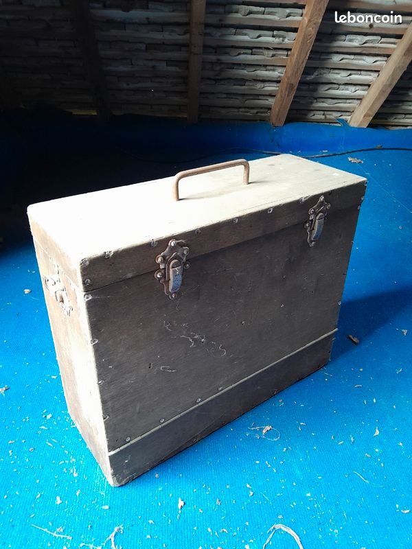 Malette en bois d'outils de menuisier vintage (image 1)