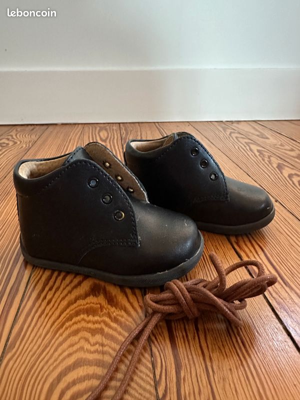 Chaussures bébé Pat et Ripaton – cuir bleu marine – pointure 18