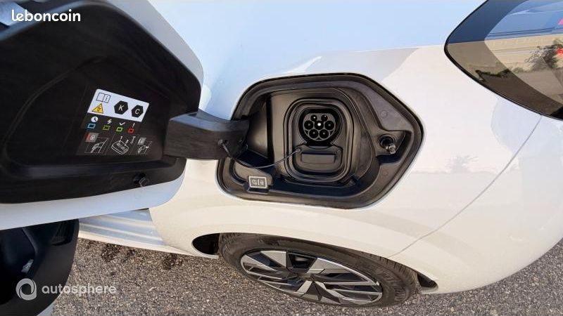 Peugeot 208 Véhicule utilitaire ou Société e-208 136ch batterie 50kWh (image 14)