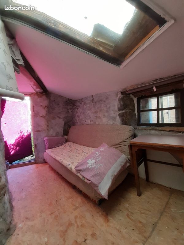 Sous Voûte millénaire duplex aménagé avec vue panoramique, calme, ruelle piétonne, cachet (image 5)