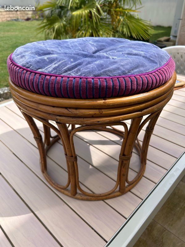 Pouf en rotin (image 1)