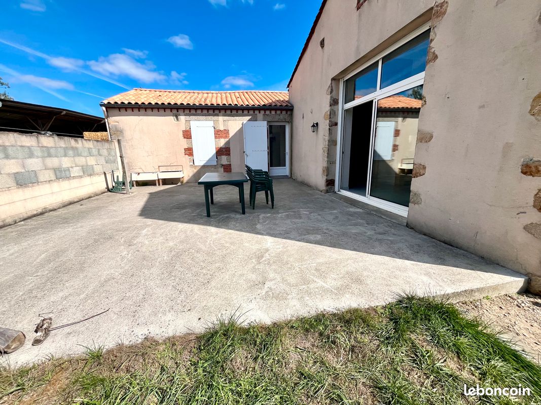 Maison 3 pièces 90 m² · à Le Poiré-sur-Vie · 90 m² · 670 €/mois