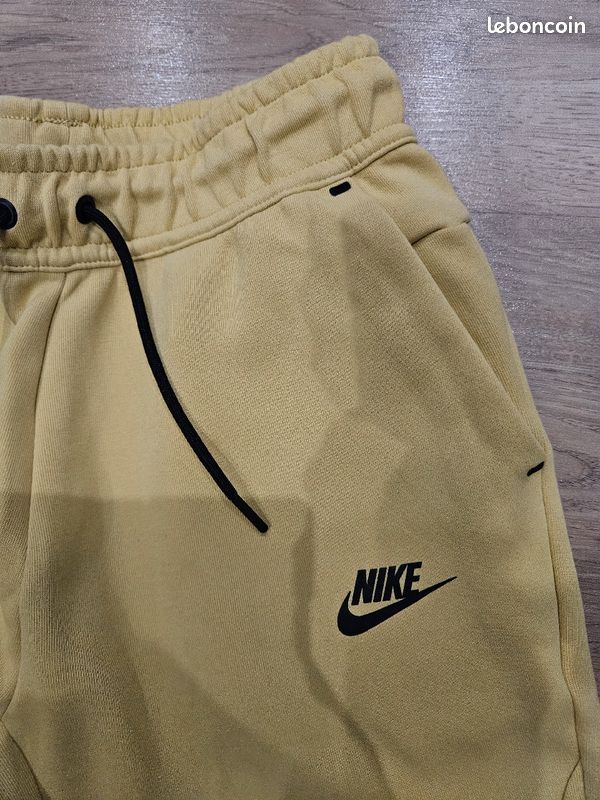 Ensemble survêtement nike tech junior taille 147 cm 158 cm Vêtements