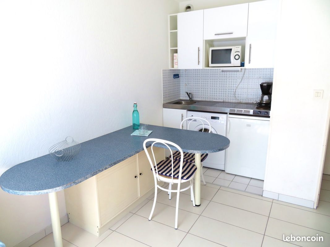 De septembre à juin, studio centre pour étudiant, calme, balcon - Biarritz 64200 (image 3)