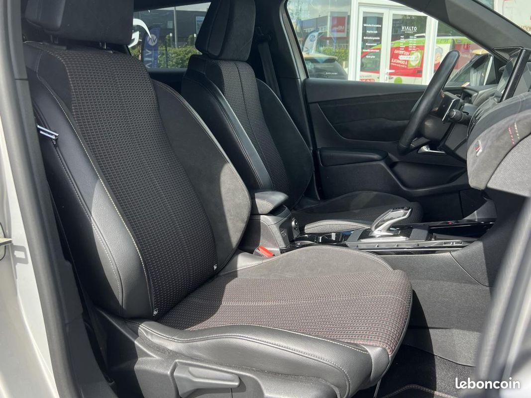 DS DS 3 CROSSBACK Performance Line EAT8 1.2 PureTech 130 - Distribution neuve (image 15)