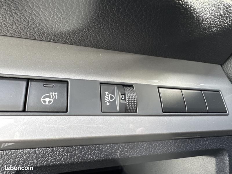 Citroen SpaceTourer PLUS XL 2.2 Diesel 180ch S&S EAT8 8 PLACES (image 32)