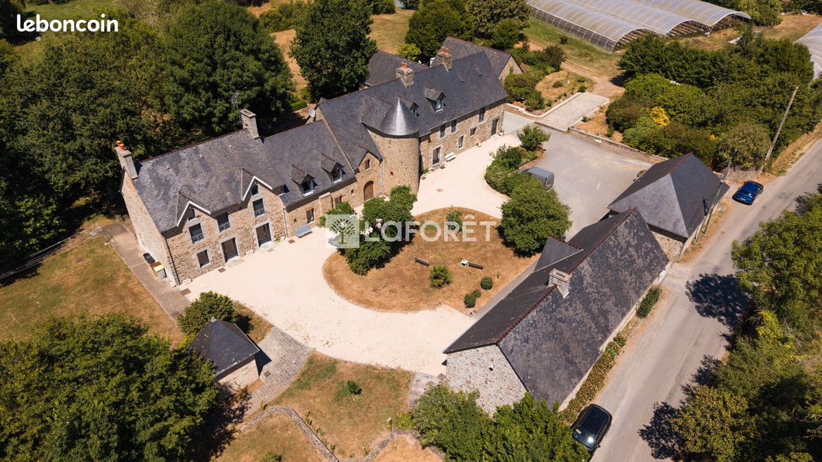 Maison 11 pièces 587 m² · à Saint-Aubin-des-Préaux · 587 m² · 1 598 000 €