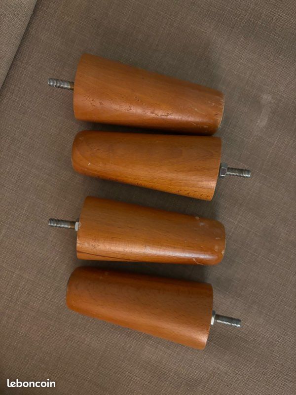 Pieds de lits / fauteuil en bois (image 1)