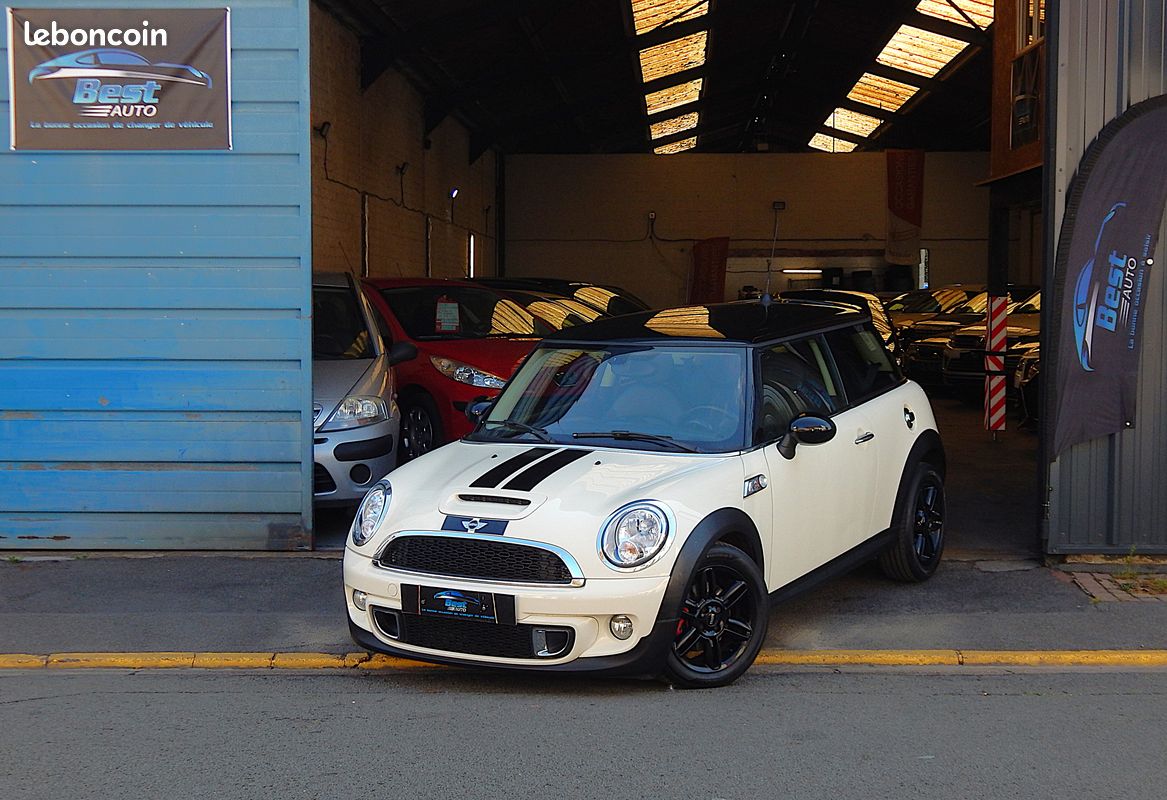🚘️🚘️ MINI COOPER SD 2L 143cv 121 247KM 31/05/2012 🚘️🚘️ (image 1)