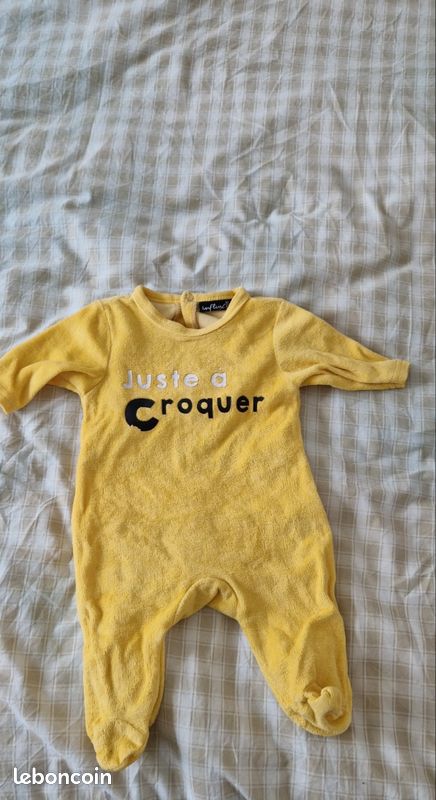 Lot 9 pyjamas 1 mois (image 7)