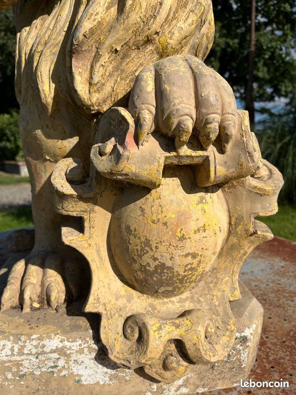 Grand lion en terre cuite de Castelnaudary du XIXème siècle pilier portail matériaux anciens décoration extérieure de château maison de maître parc jardin statue escalier sculpture fontaine terracotta (image 5)