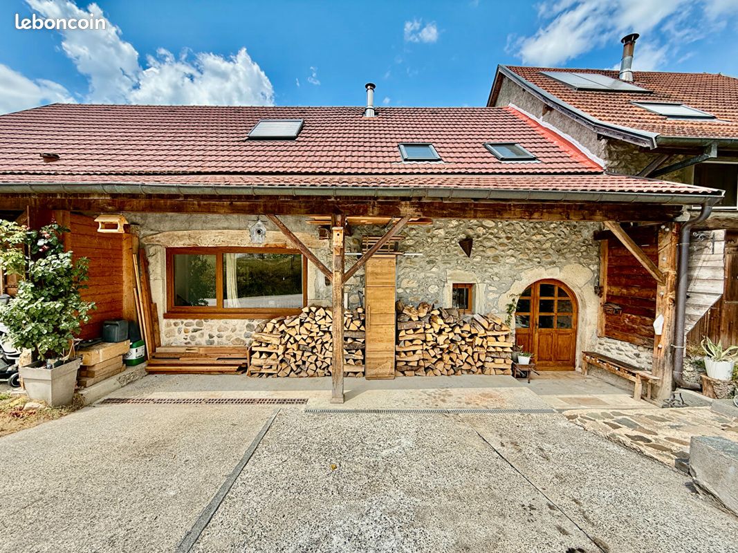 Maison 5 pièces 90 m² · à Desingy · 90 m² · 294 900 €