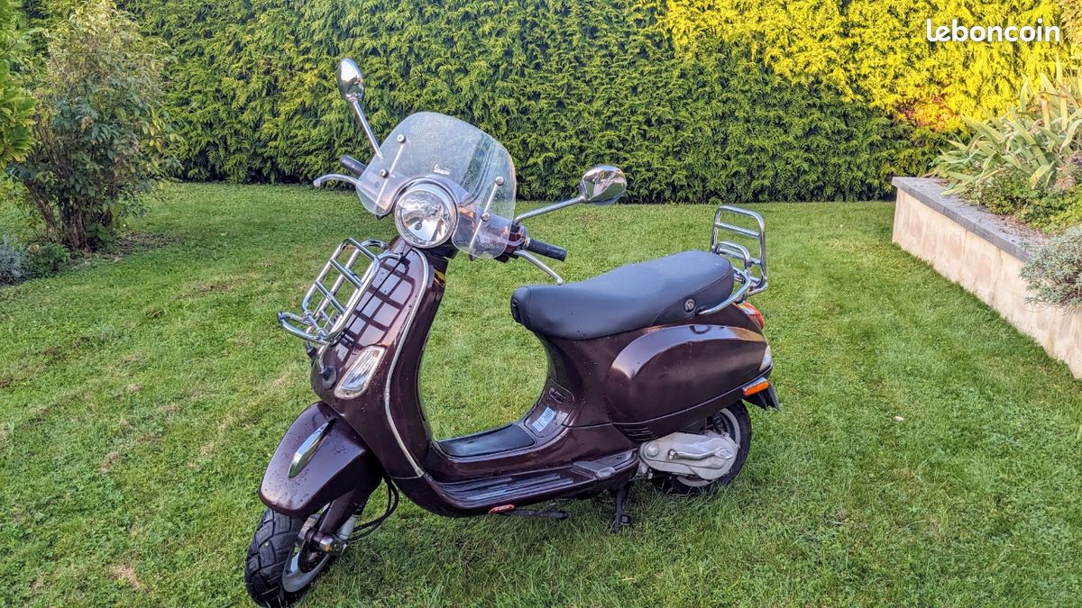 Vespa Lx50 Vespa Lx Touring 50 Vespa 50cc Vespa Lx 50 2022