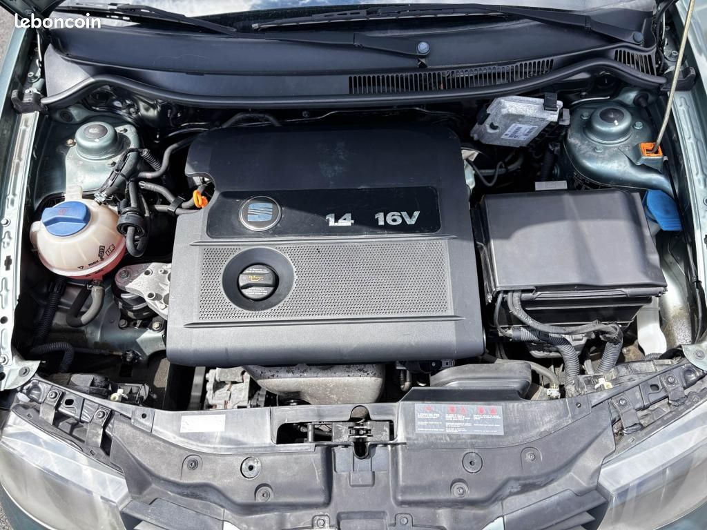 SEAT IBIZA 6L - 1.4i 16V - 75ch - Stella Phase 1 (image 21)