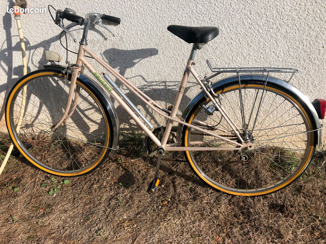 Vélo peugeot vintage (image 1)