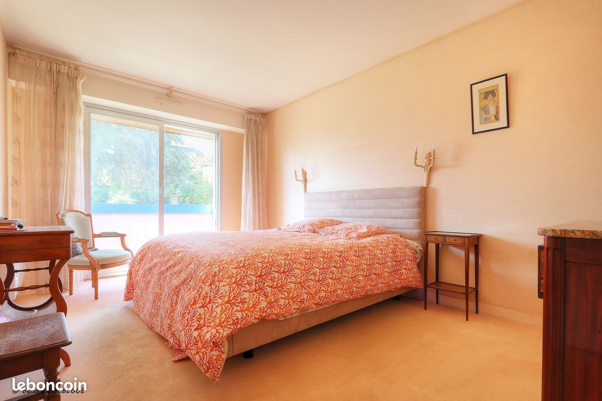 Maison 7 pièces 240 m² (image 10)