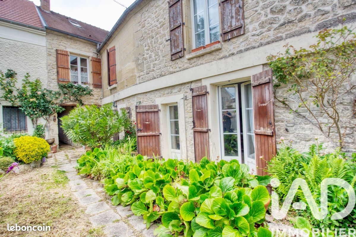 Maison 6 pièces 124 m² · à Magny-en-Vexin · 124 m² · 215 000 €