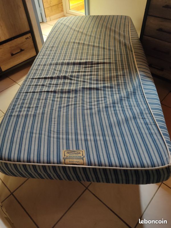 Matelas et sommier une personne (image 3)