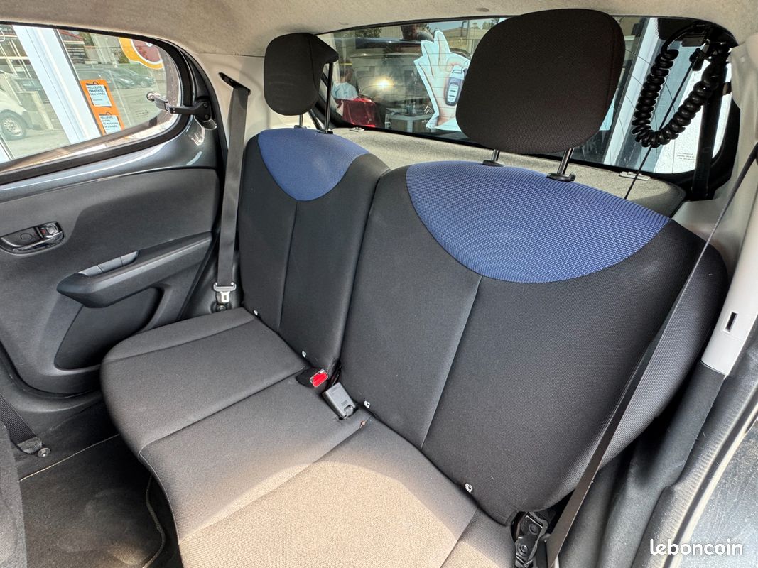 CITROEN C1 1.0 VTI 72ch Série Spéciale JCC+ / Moteur Chaîne de distribution (image 6)