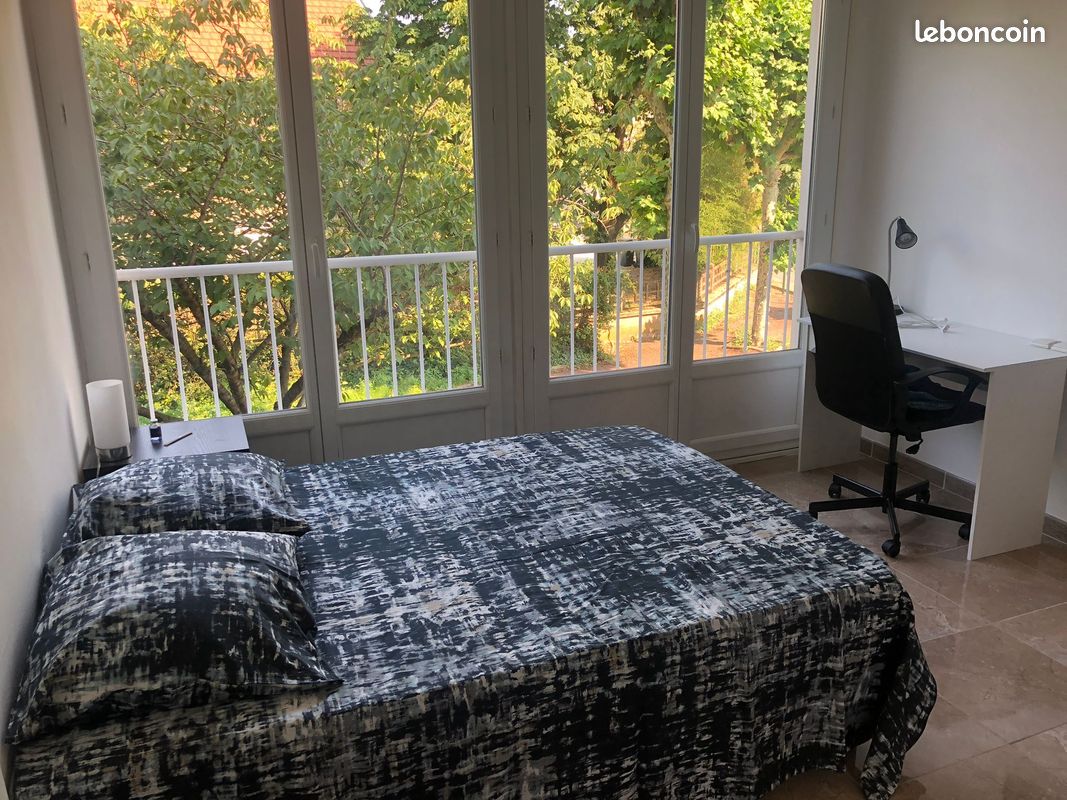 Appartement 2 pièces 30 m² · à Vénissieux · 30 m² · 460 €
