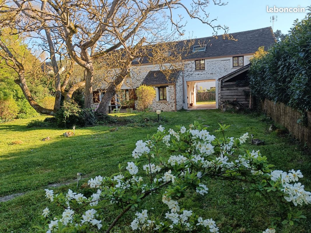 Appartement 7 pièces 180 m² · à Fontenay-lès-Briis · 180 m² · 599 000 €