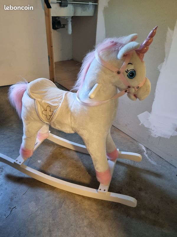 Cheval a bascule (image 1)