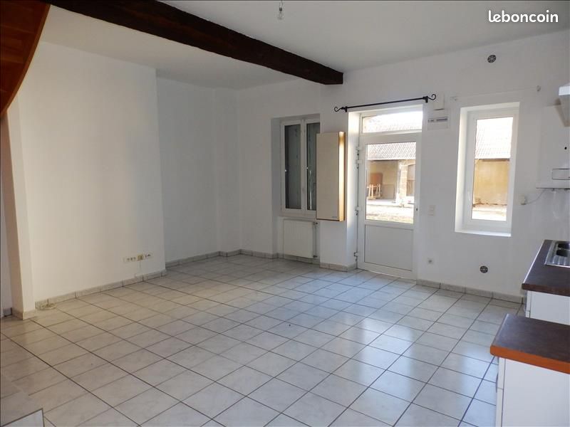 Appartement 3 pièces 56 m² · à Moulins · 56 m² · 480 €/mois