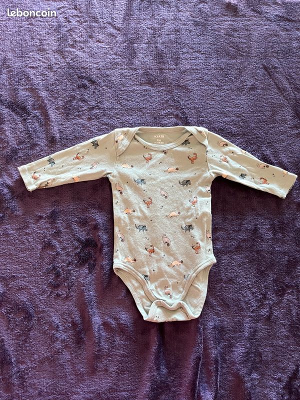 Lot de bodies bébé garçon taille mois KIABI Vêtements bébé