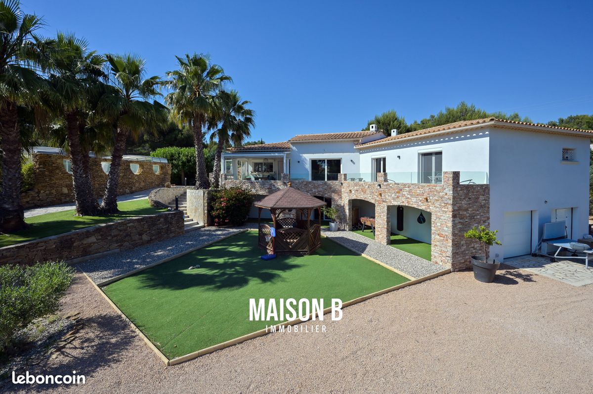 Maison 6 pièces 200 m² · à La Ciotat · 200 m² · 1 390 000 €