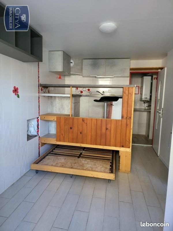 Appartement 1 pièce 15 m² · à Poitiers · 15 m² · 380 €
