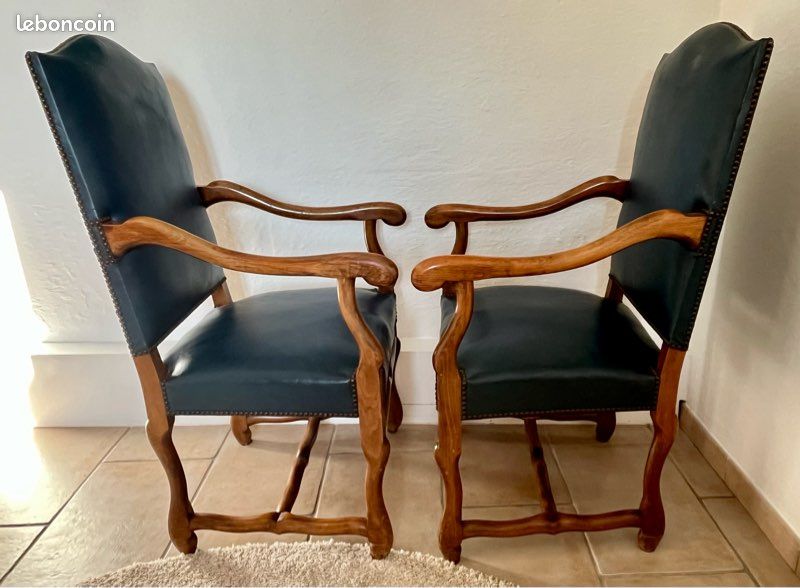 Paire de fauteuils style Louis XIII (image 3)