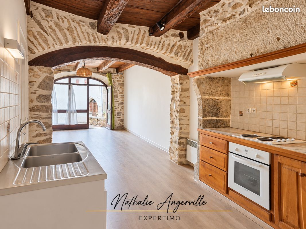 Maison 6 pièces 130 m² · à Rieupeyroux · 130 m² · 99 000 €