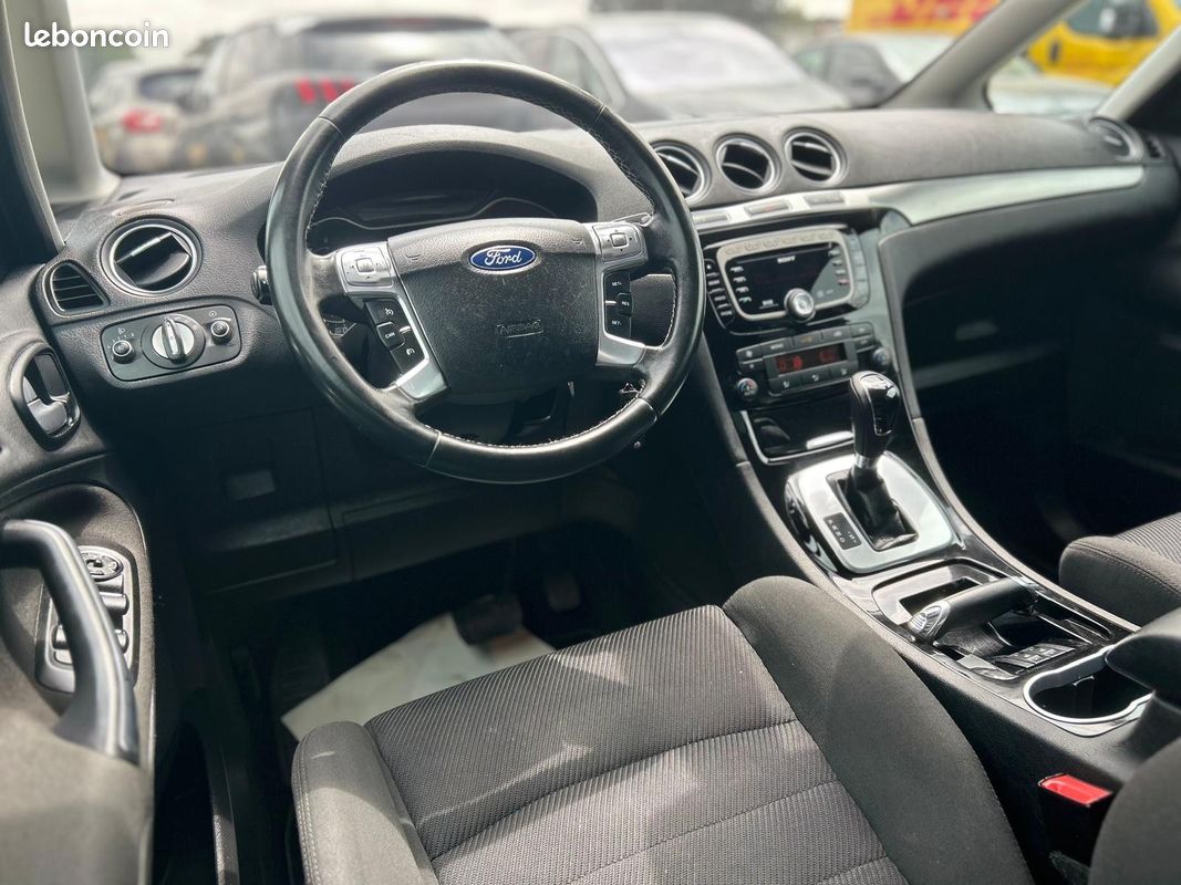 FORD S-MAX Titanium (03.2010->) (image 8)