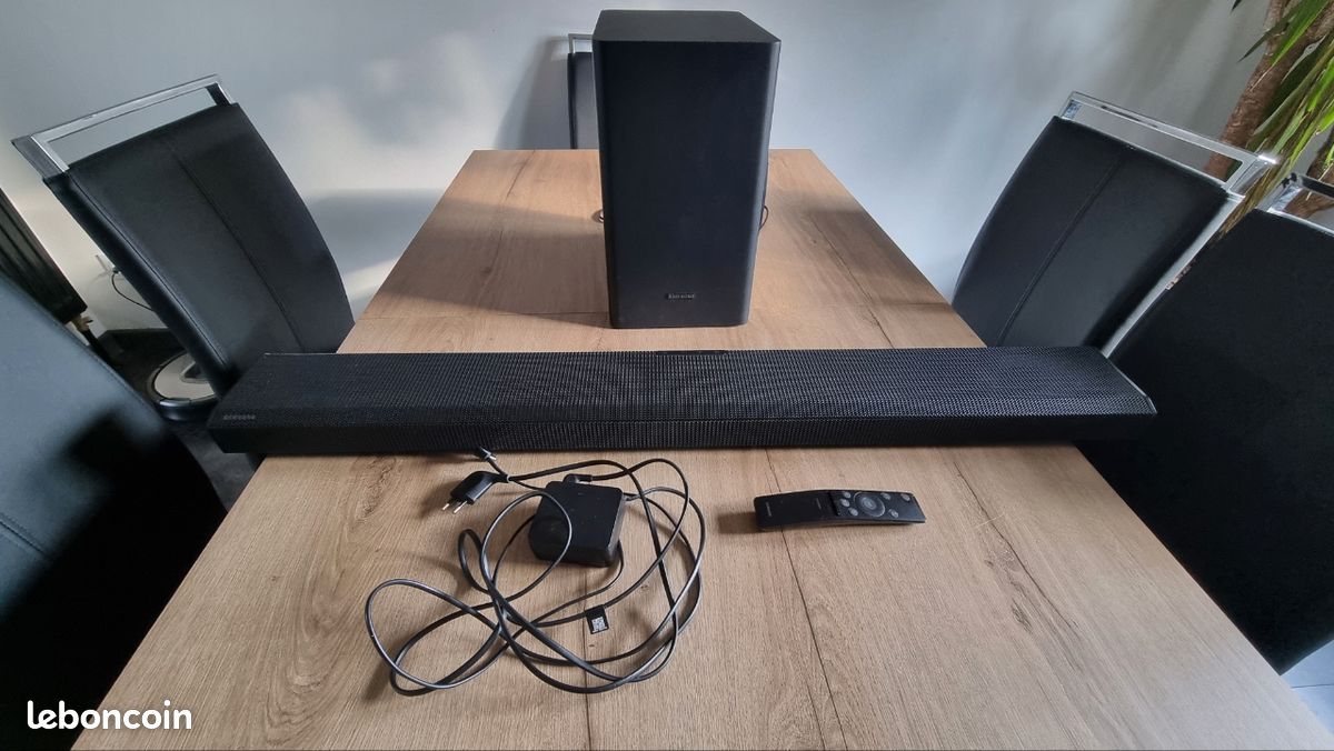 Samsung barre de son Q70T Parfait état (image 1)
