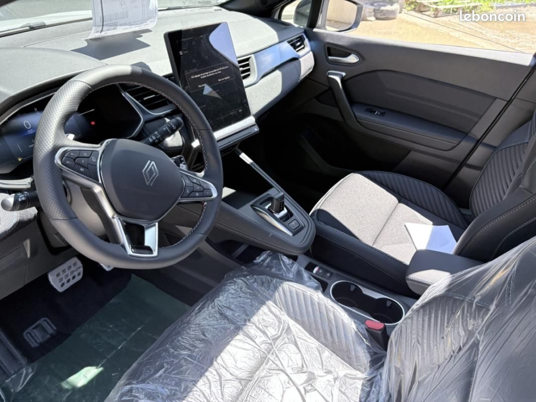 Renault Captur 1.3 Tce 160 EDC Esprit Alpine {VEHICULE NEUF 00 KM POUR EXPORT ALGERIE / MAROC TUN... (image 16)
