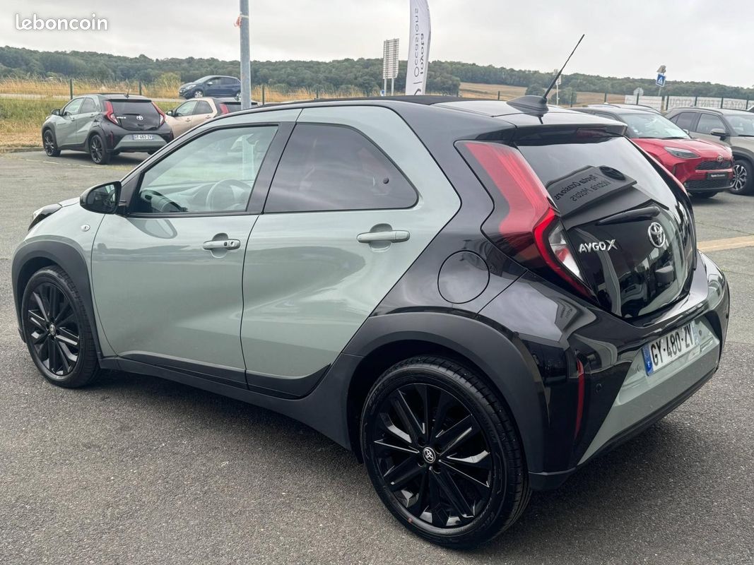 Toyota Aygo X 1.0 VVT-i 72ch Air Design MY24 (image 7)