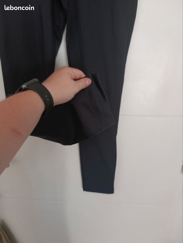 Pantalon de sport femme taille L (image 3)