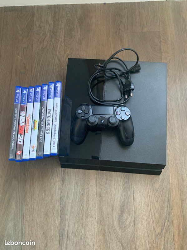 PlayStation 4 + 1 manette + 7 jeux (image 1)