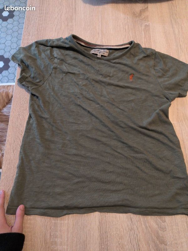 Tshirt (image 1)