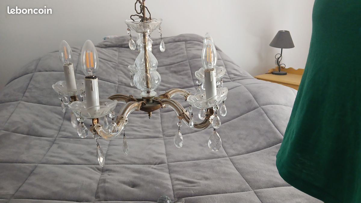Lustre (image 1)