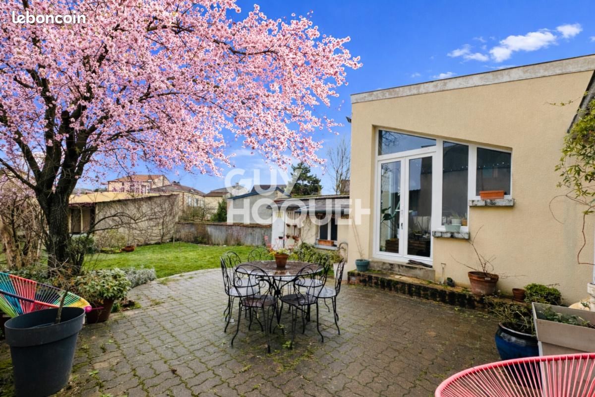 Maison 6 pièces 195 m² · à Épernay · 195 m² · 418 000 €