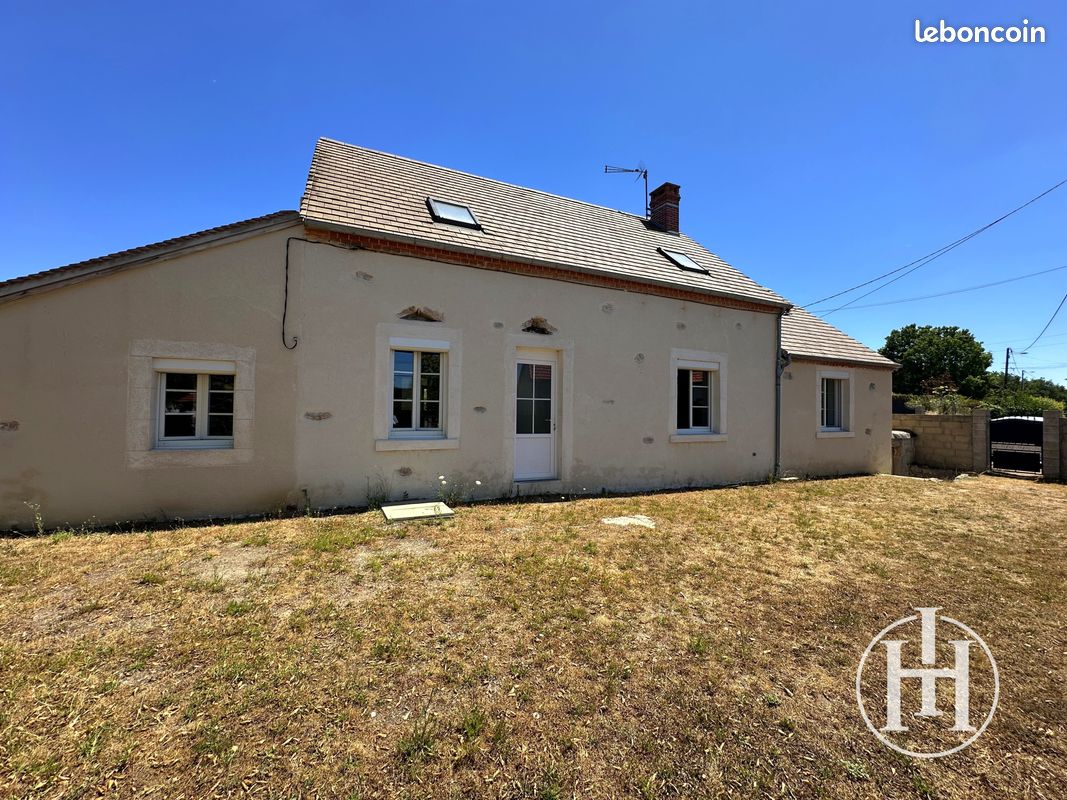 Maison 8 pièces 184 m² · à Urçay · 184 m² · 197 000 €