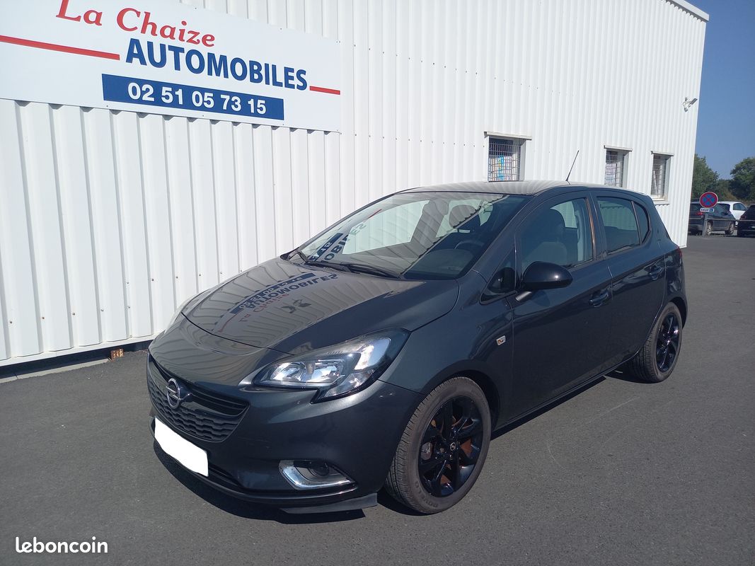 Opel corsa 1.4 l 90 ch black edition (image 2)