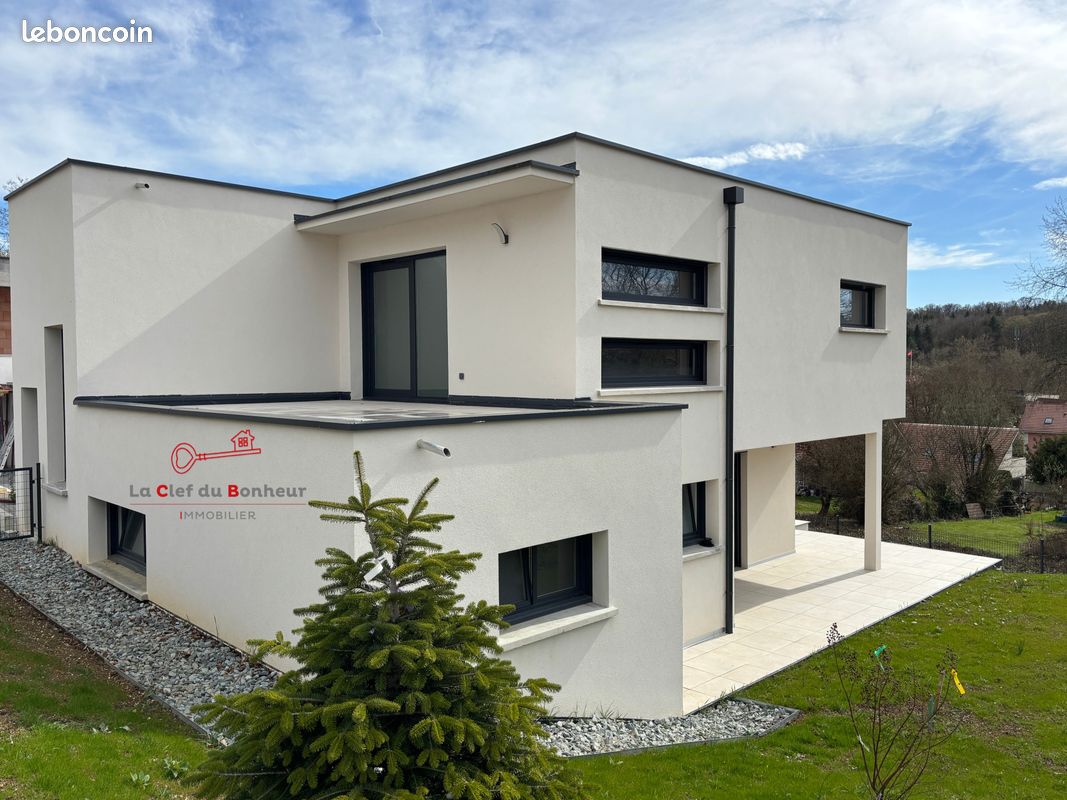 Maison 5 pièces 150 m² · à Montbéliard · 150 m² · 499 500 €
