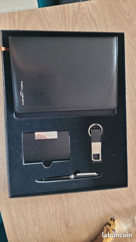 Coffret de bureau luxe (image 1)