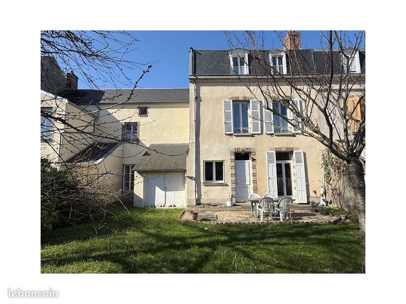 Maison 9 pièces 183 m² · à Sens · 183 m² · 349 000 €